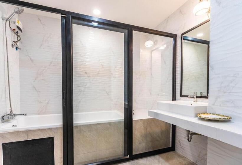 اتاق استاندارد با تخت بزرگ, Usabai Riverside Boutique