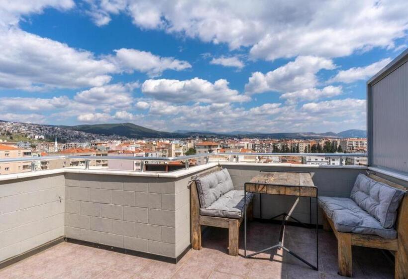 스탠다드 테라스 룸, Viva La Vita