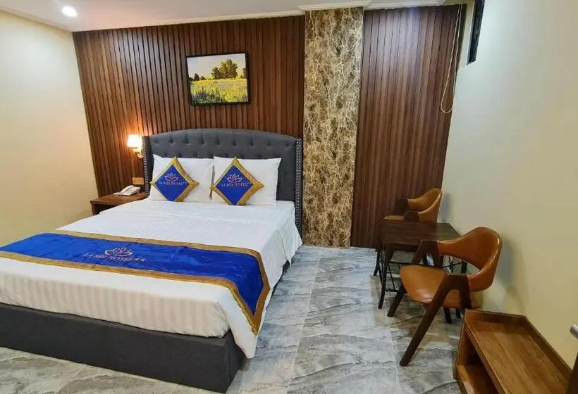 اتاق لوکس, La Mia Lakeview