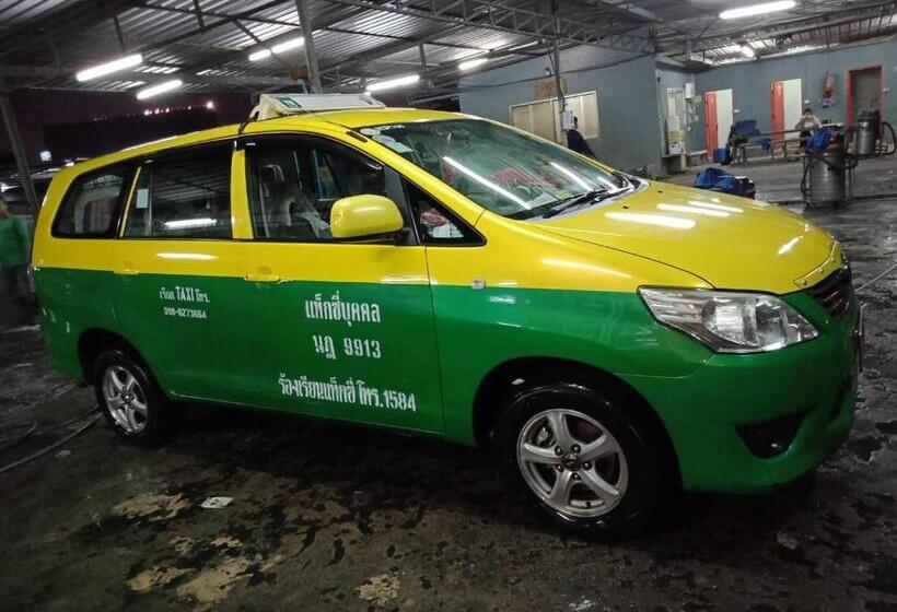 スタンダード4人部屋, Airport Transfer Bangkok Apartment