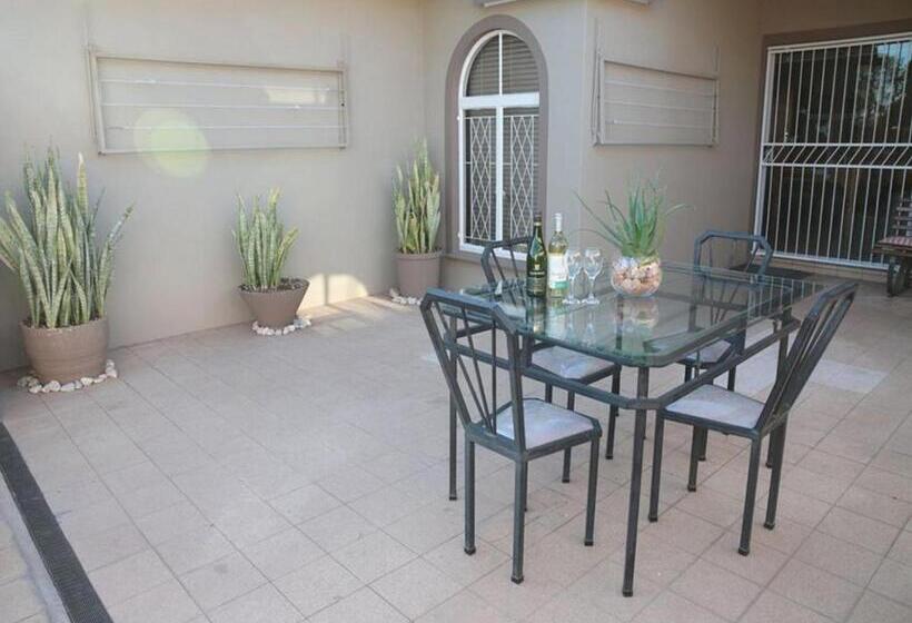 اتاق استاندارد, Alucarni Guest House With Solar Energy