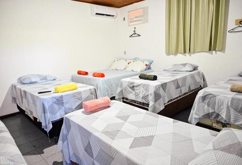 جناح عائلي, Hostel Mineiros