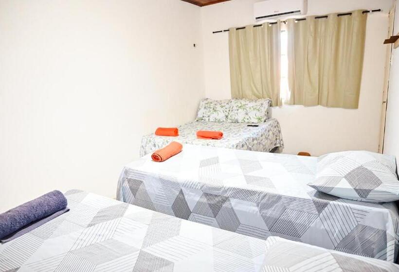 جناح, Hostel Mineiros