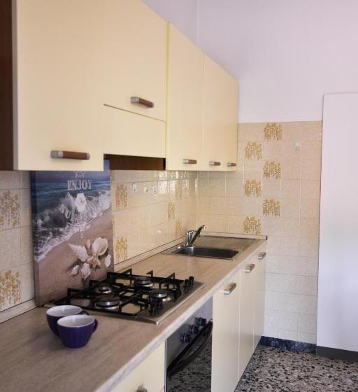 Apartamento Deluxe 1 Dormitório, Residence Valeria