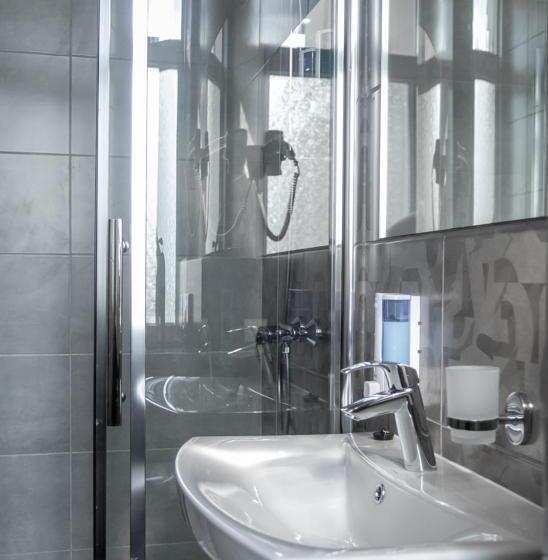 غرفة قياسية, Dozari