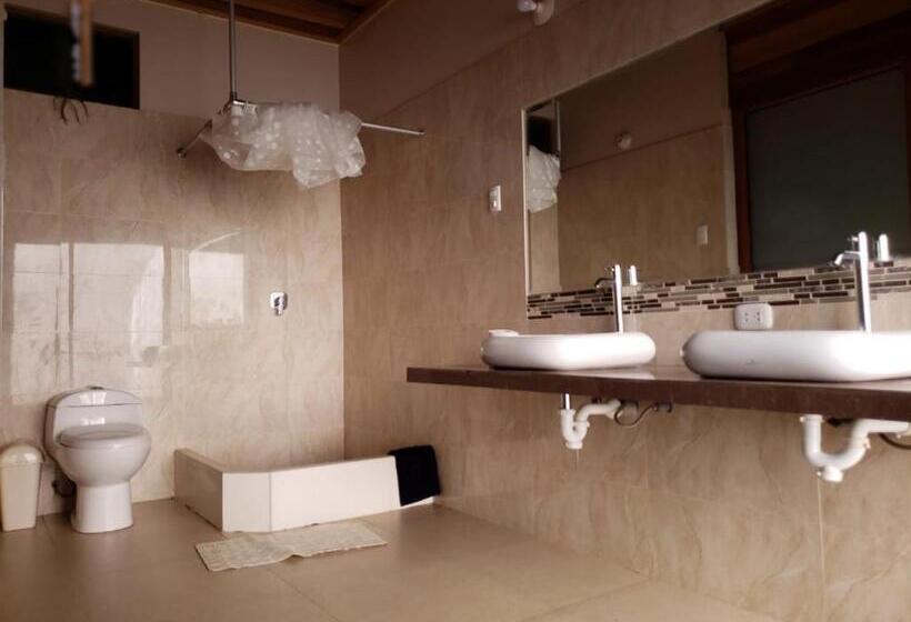 패밀리 룸 산 전망, Mercedes Lodge