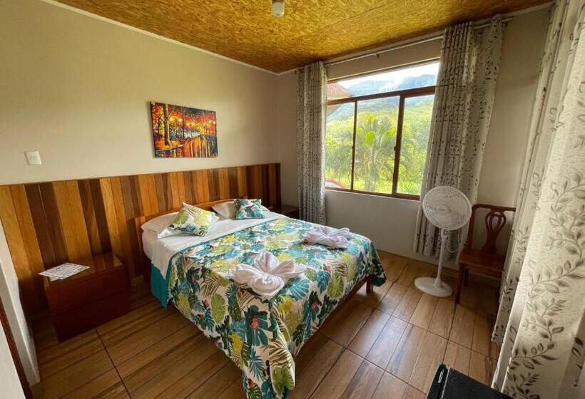 بانگلوی استاندارد, Mercedes Lodge