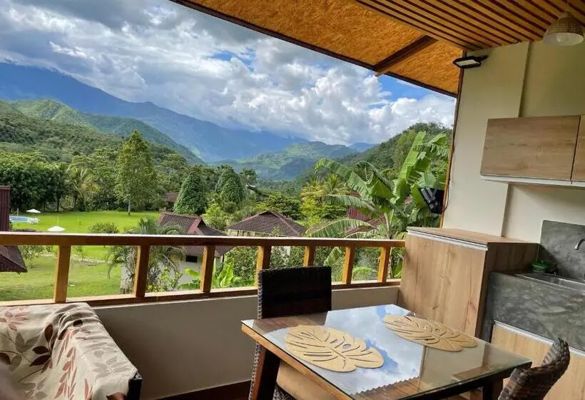 テラス付スイート, Mercedes Lodge