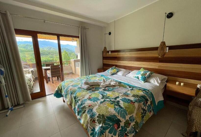 Suite with Terrace, Mercedes Lodge