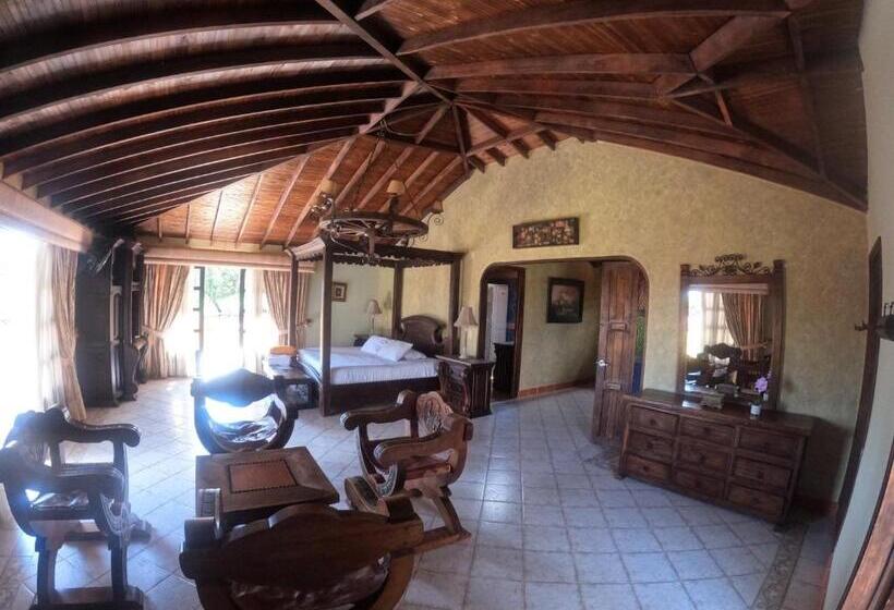 Suite with lake view, Osadia Ventura