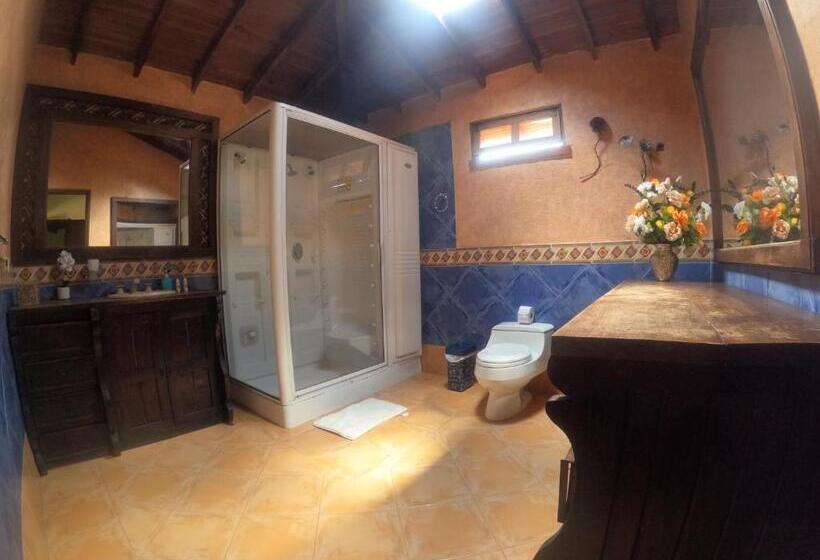 Suite with lake view, Osadia Ventura