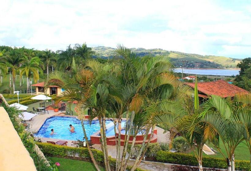 Suite with lake view, Osadia Ventura