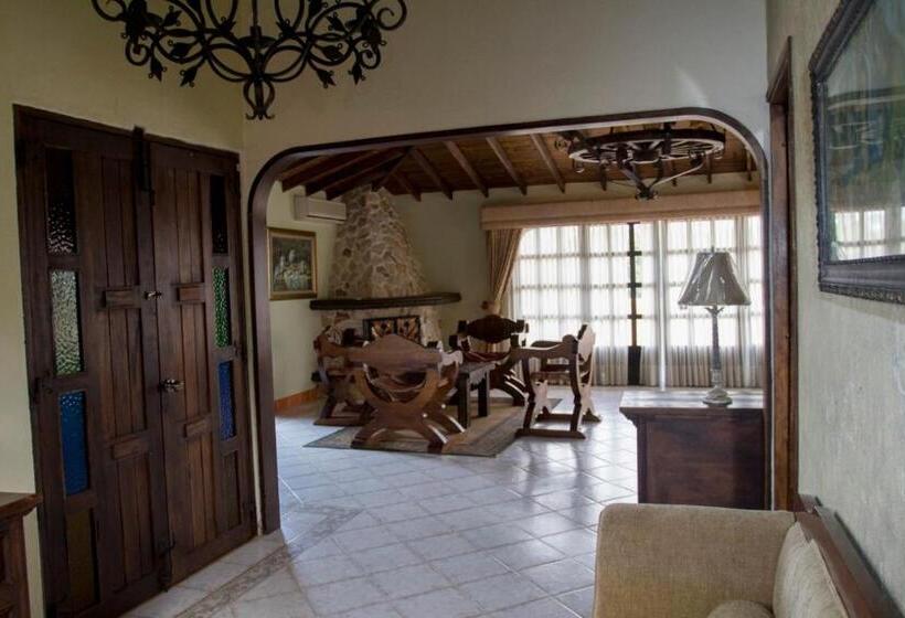 Suite with lake view, Osadia Ventura