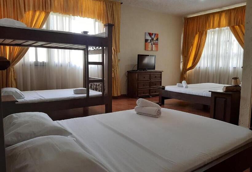 高级家庭房间, Osadia Ventura