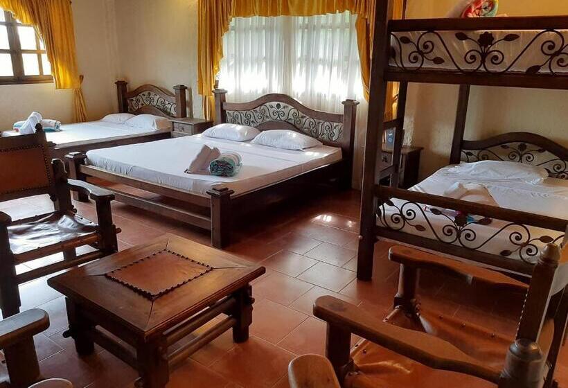 高级家庭房间, Osadia Ventura