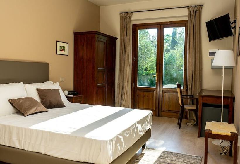 Номер Стандарт Вид на Сад, & Spa Villa Dei Mosaici