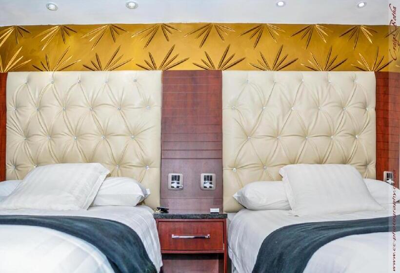 スタンダードルーム, The Royal Courtyard