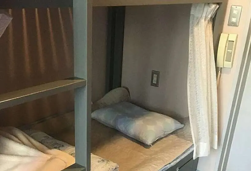 エコノミーシングルルーム, Narita Airport Samurai Hostel