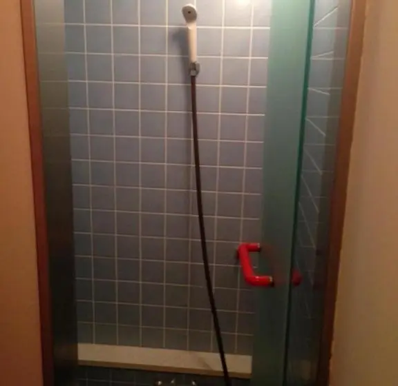 浴室共有スタンダード４人用ルーム, Narita Airport Samurai Hostel