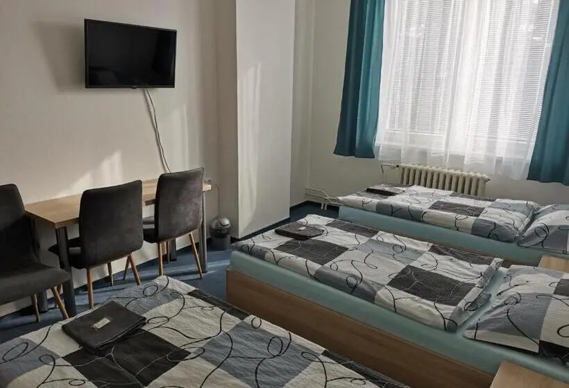 スタンダードトリプルルーム, Sporthotel Milevsko