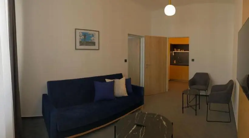 スタンダードスタジオ, Sporthotel Milevsko