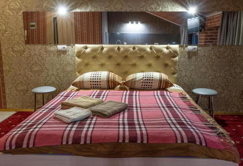 Студия Superior, Unenege