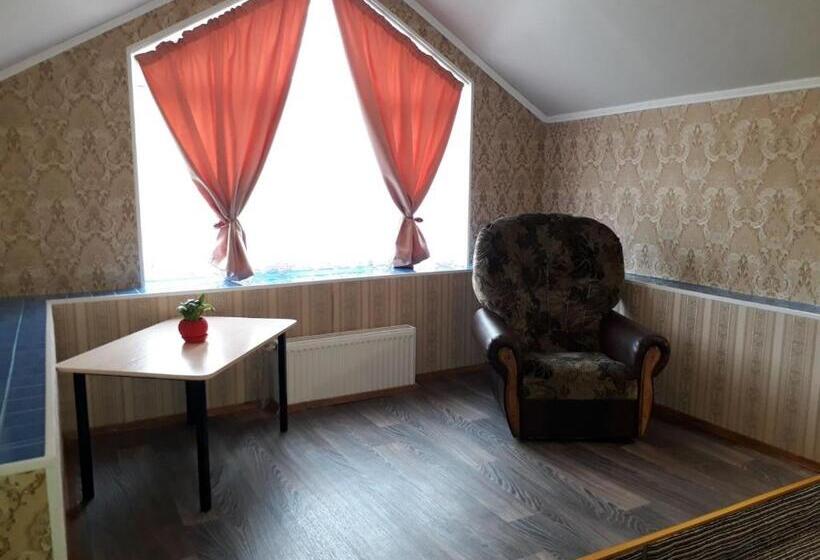 Студио Стандарт Кровать Кинг, Unenege