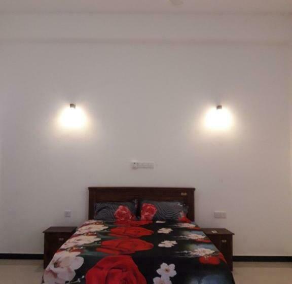 이코노미 룸, Avanya Hotel And Reception Hall