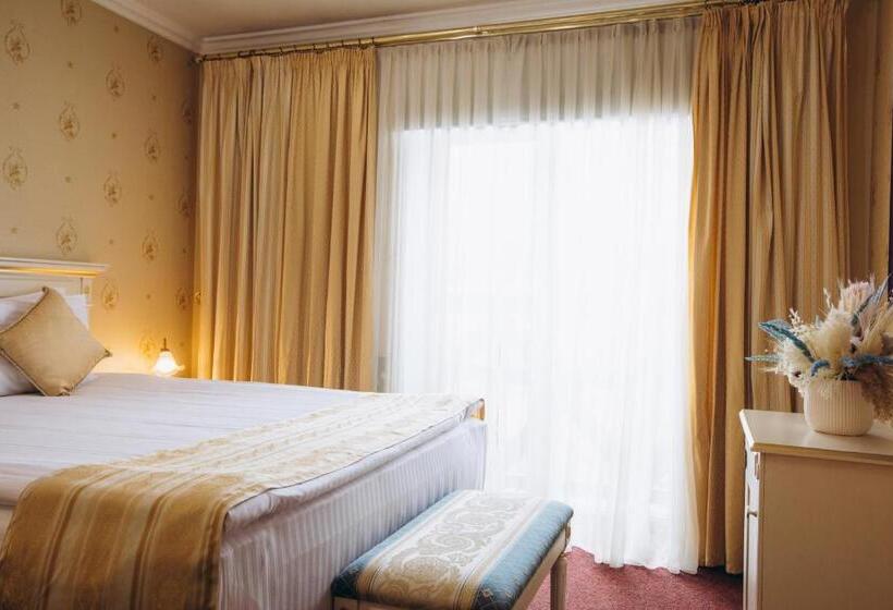 آپارتمان 1 خوابه, готельна ресторація україночка