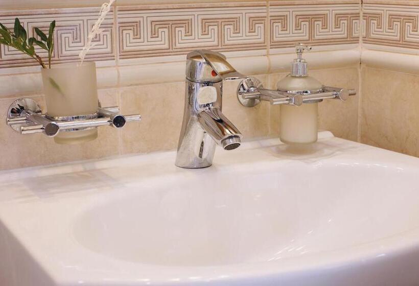 آپارتمان 1 خوابه, готельна ресторація україночка