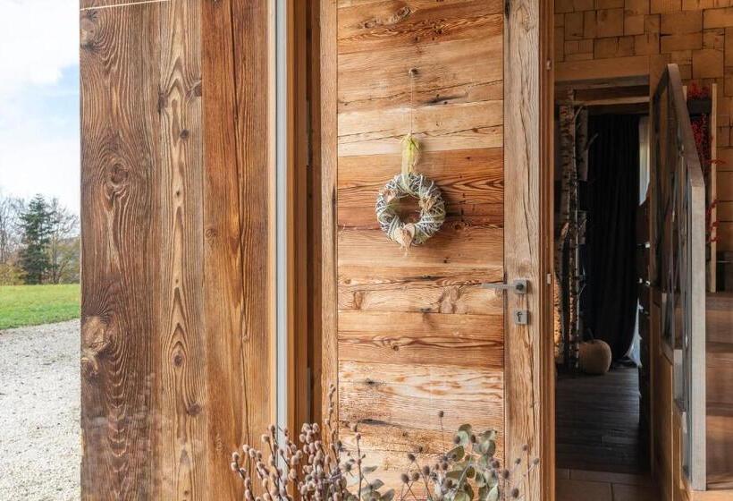 1间卧室的房子, Casera Cornolera