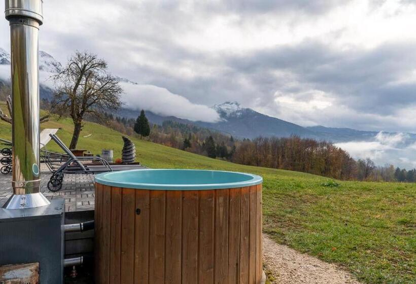 1间卧室的房子, Casera Cornolera