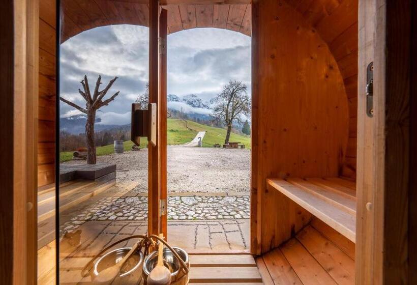 1间卧室的房子, Casera Cornolera