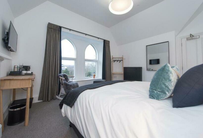 Номер Стандарт Вид на Море, Isle Of Raasay Distillery