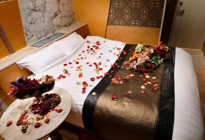 Номер Economy, The Graf Matsubara