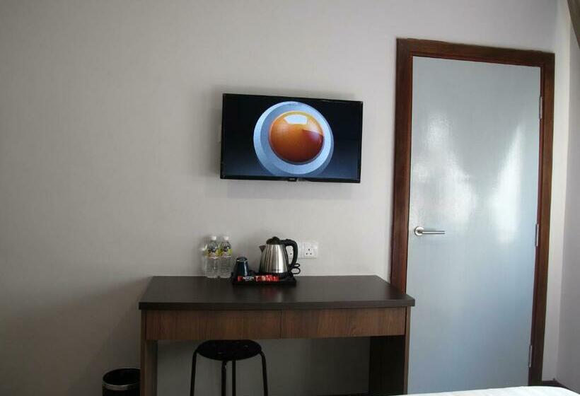 غرفة ديلوكس, Sukaramai