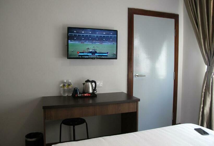 غرفة ديلوكس, Sukaramai