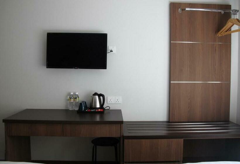 غرفة ديلوكس, Sukaramai