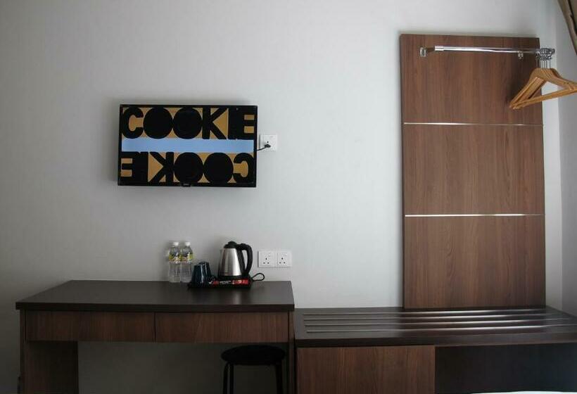 غرفة ديلوكس, Sukaramai