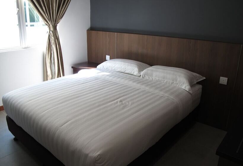 غرفة ديلوكس, Sukaramai