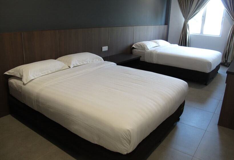 غرفة عائلية, Sukaramai