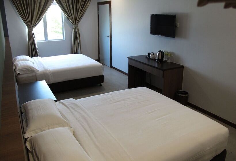 غرفة عائلية, Sukaramai