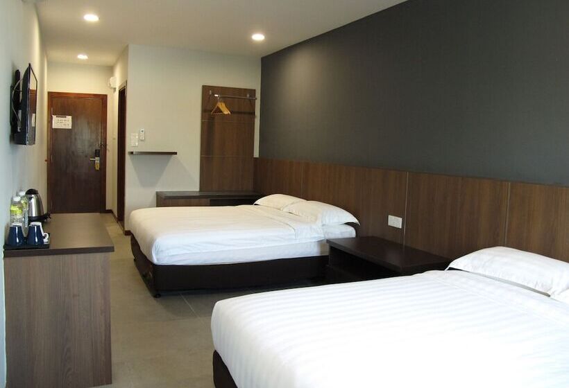 غرفة عائلية, Sukaramai