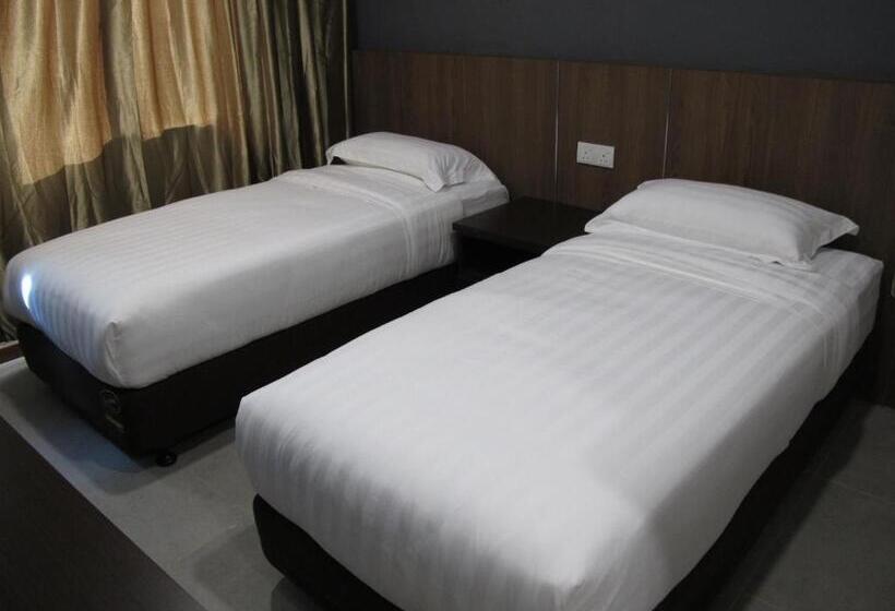 غرفة قياسية, Sukaramai