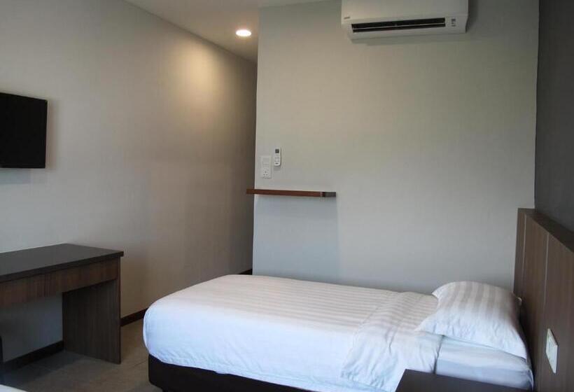 غرفة قياسية, Sukaramai