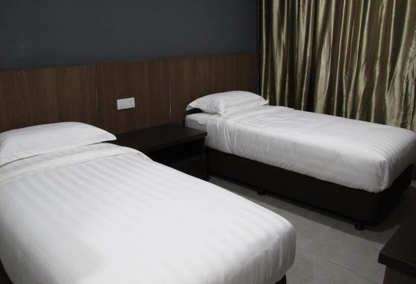 غرفة قياسية, Sukaramai