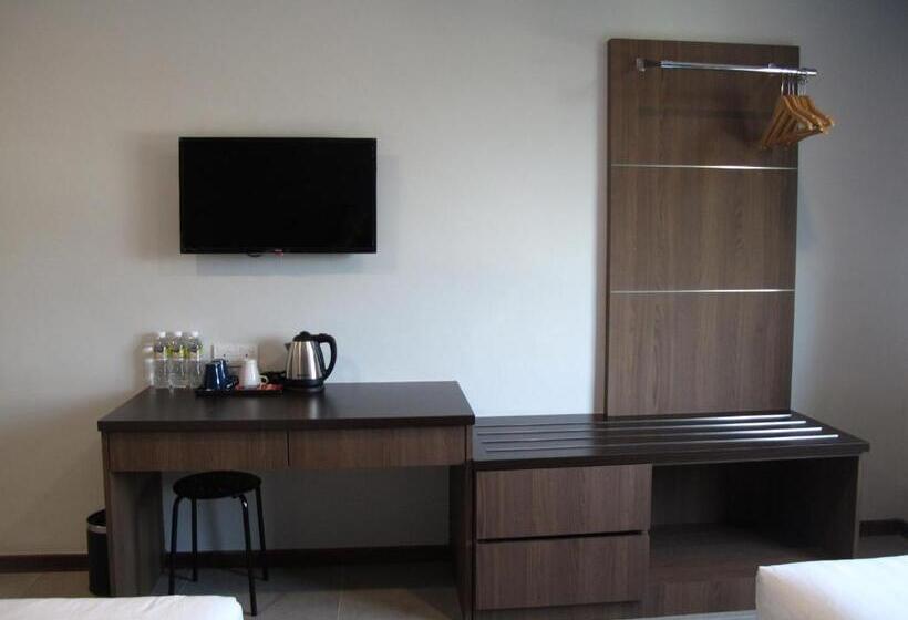 غرفة سوبيريور عائلية, Sukaramai