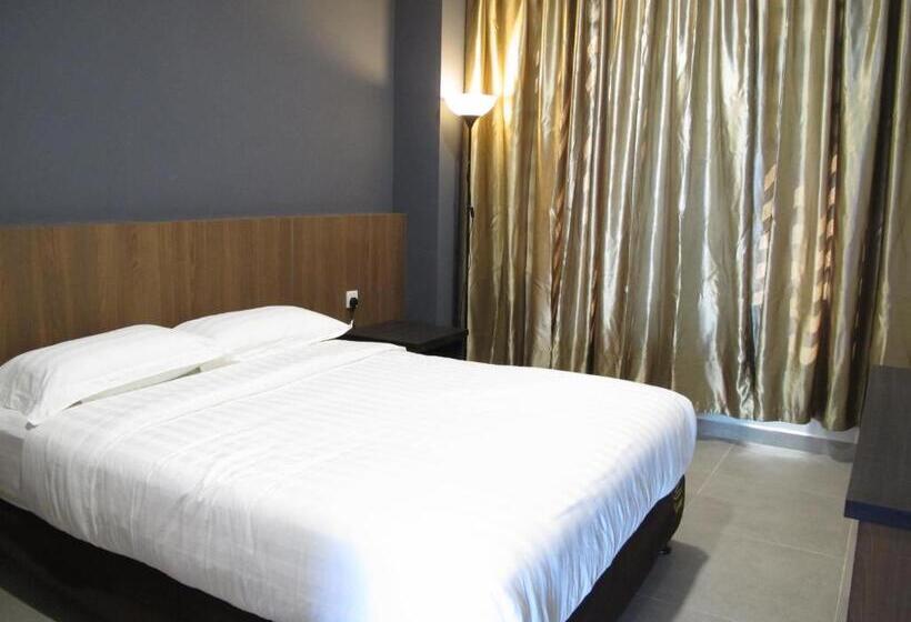 غرفة قياسية لذوى الاحتياجات الخاصة, Sukaramai