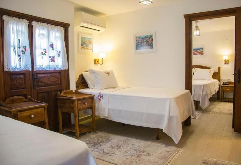 סוויטה, Monza House Otel