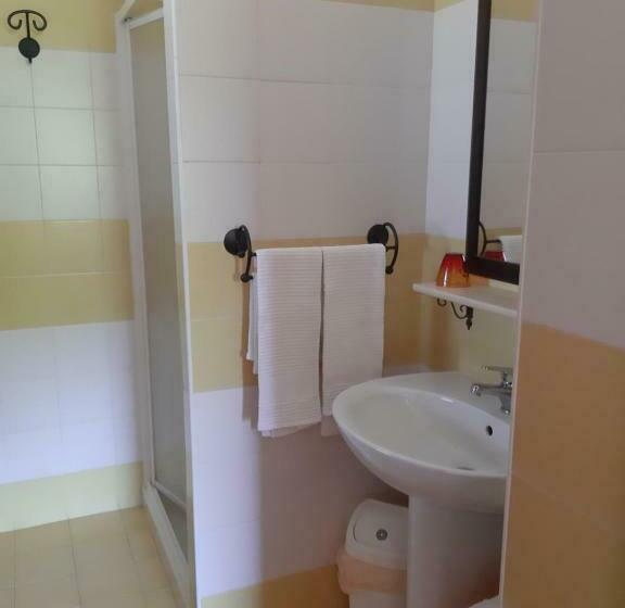 חדר סטנדרט לשלושה, Locanda Al Giglio D Oro